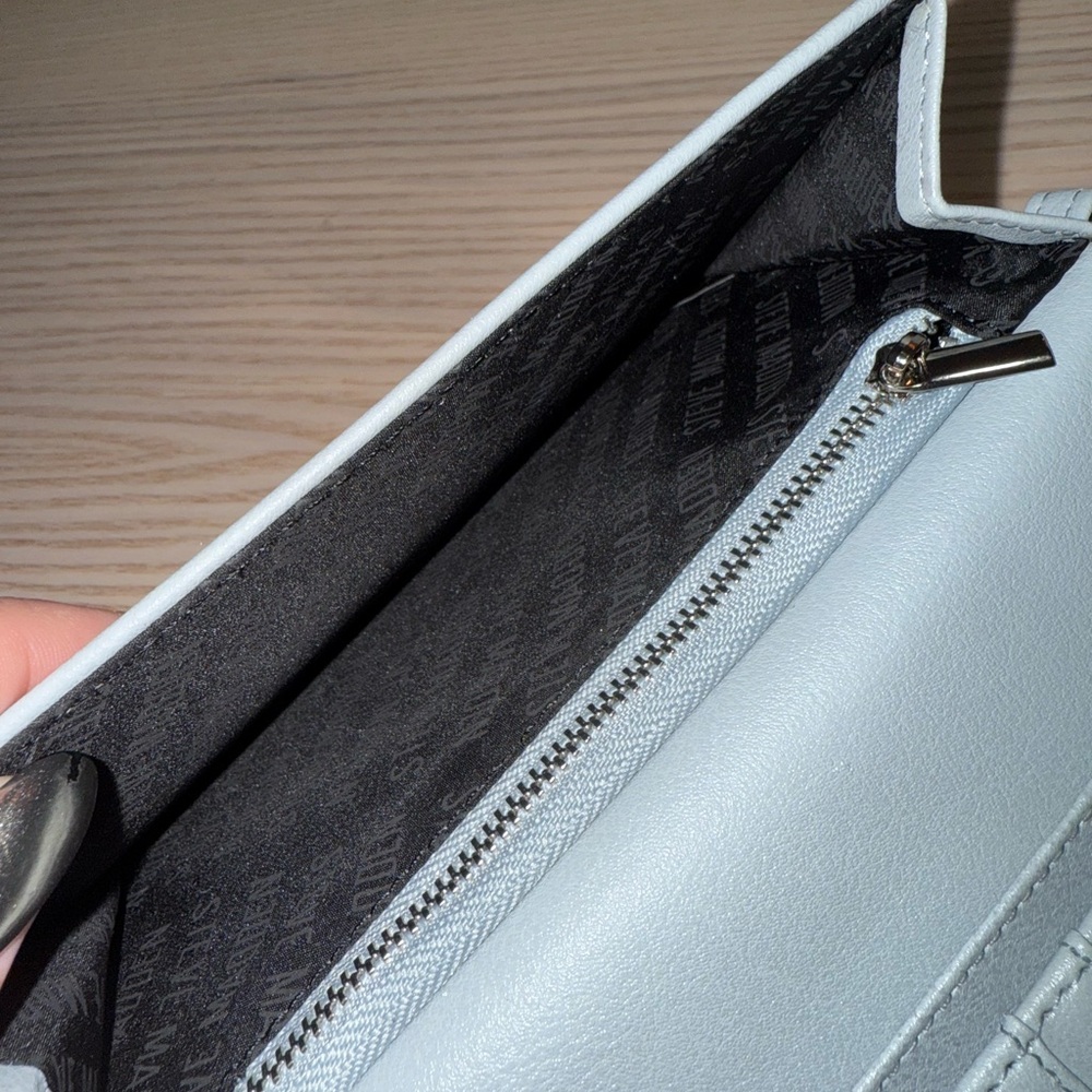 Excellent Condition Steve Madden Blue Wallet Purse Wristlet Micro Bag - Picture 14 of 14